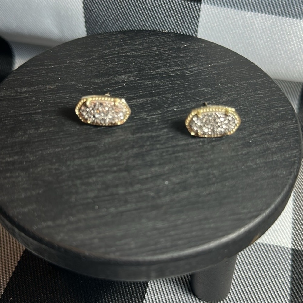 Kendra Scott earrings gray druzy gold Ellie studs - Picture 1 of 8